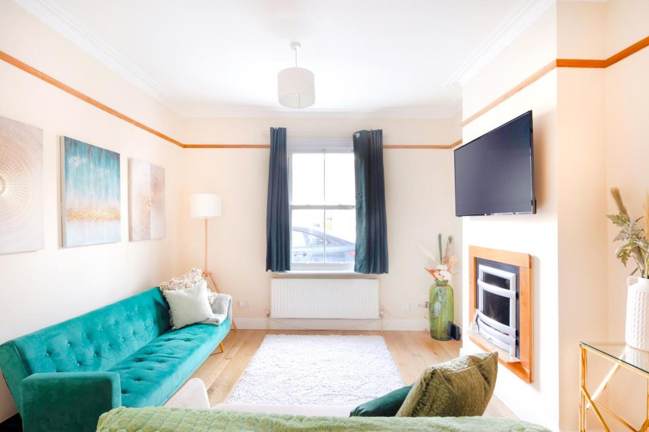 Stylish House In Wimbledon * Londra